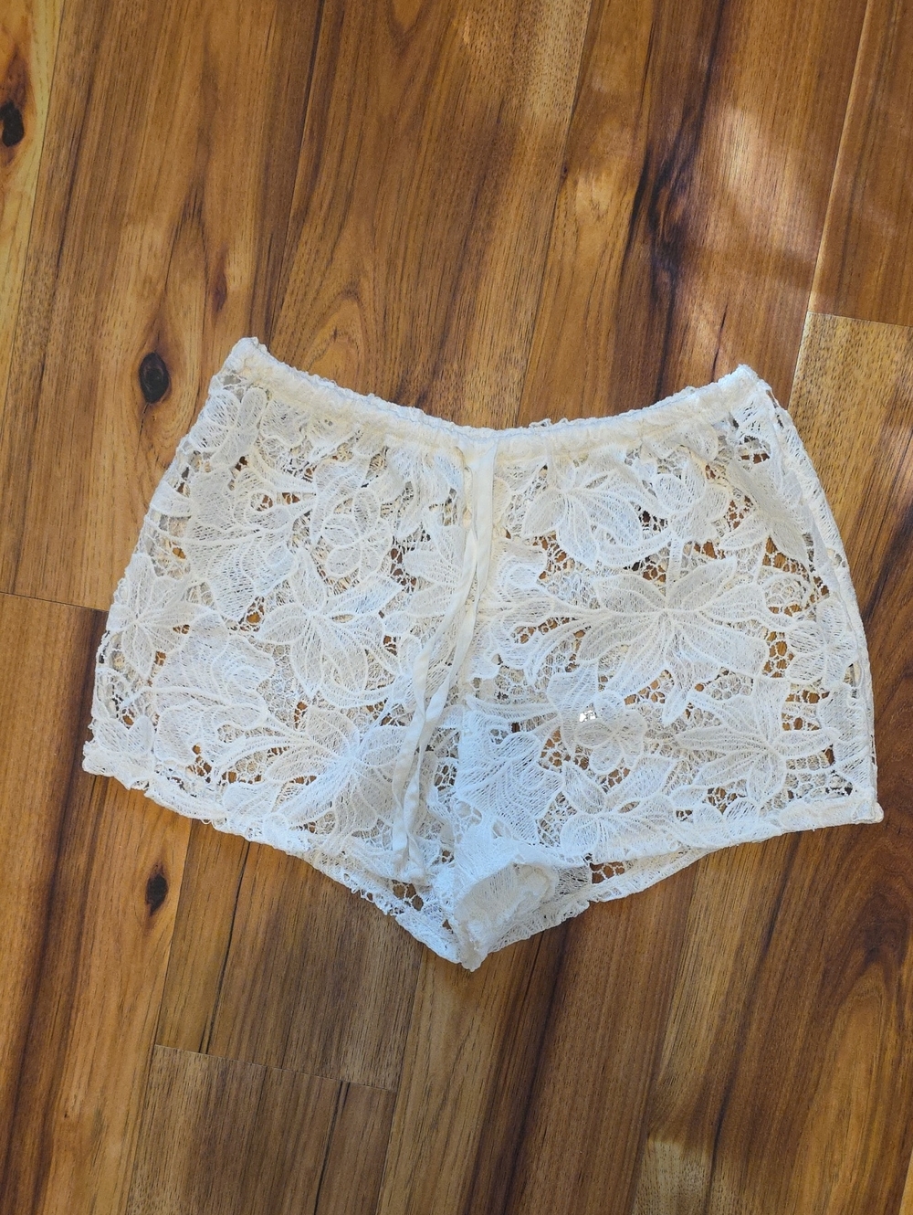 Women’s White Lace Cover-up Shorts